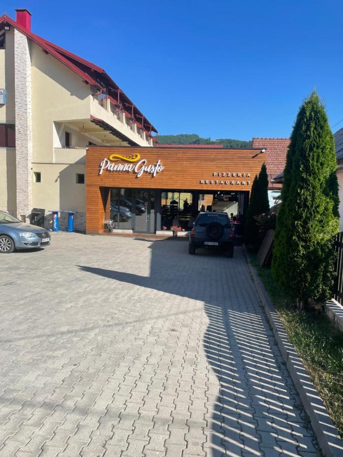 Panna Gusto Hotel Câmpeni Exterior foto